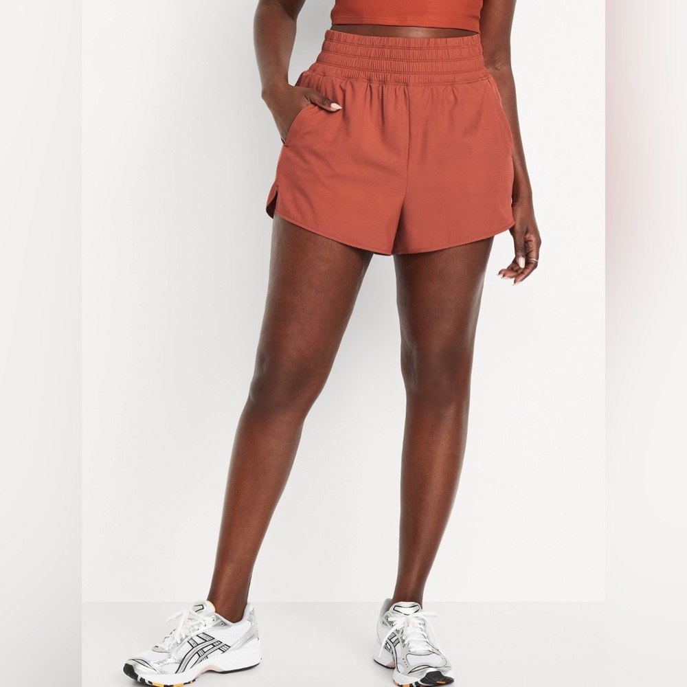 Women's Extra High Waisted Rust Shorts